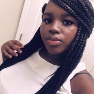 Meet your Posher, Daphne